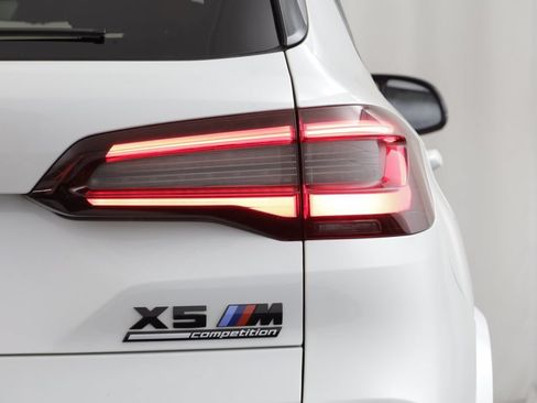 Used 2021 BMW X5 M w/ Competition Package AWD/4WD image 24