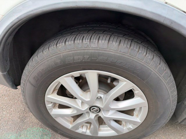 Used 2020 Nissan Rogue SV FWD image 6