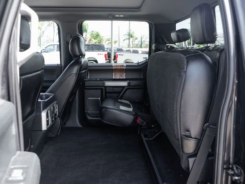Used 2019 Ford F150 Lariat w/ Equipment Group 502A Luxury AWD/4WD image 38