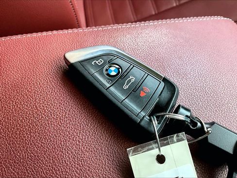 Certified 2024 BMW 230i 230i w/ Convenience Package image 14