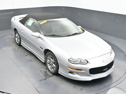 Used 2002 Chevrolet Camaro Z28 w/ Sport Appearance Pkg RWD image 34
