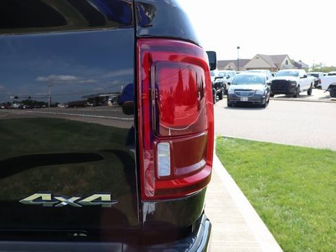 Used 2025 RAM 2500 Laramie image 41
