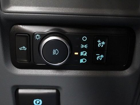 Used 2021 Ford F150 XLT RWD image 20
