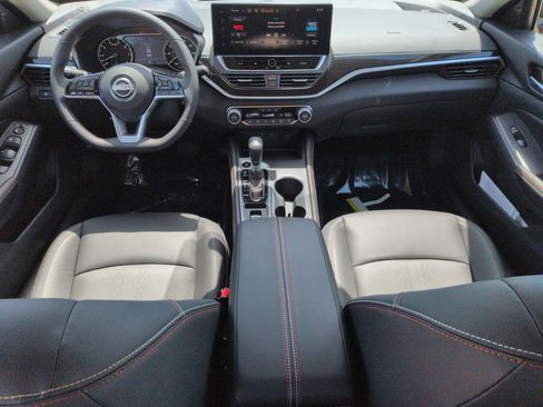 New 2026 Nissan Altima 2.5 SR w/ SR Premium Package FWD image 10