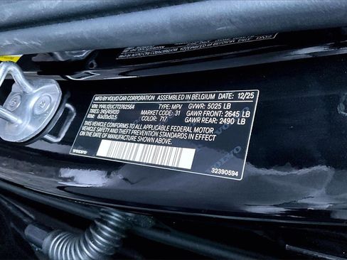 New 2026 Volvo XC40 B5 Plus w/ Climate Package image 14