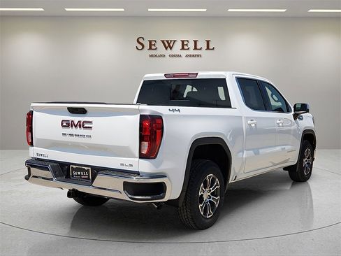 New 2026 GMC Sierra 1500 SLE w/ Preferred Package image 4