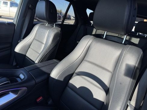 Used 2020 Mercedes-Benz GLE 350 w/ Premium Package image 11