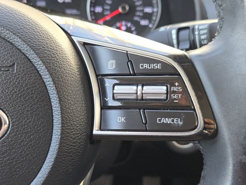 Used 2020 Kia Forte EX image 31