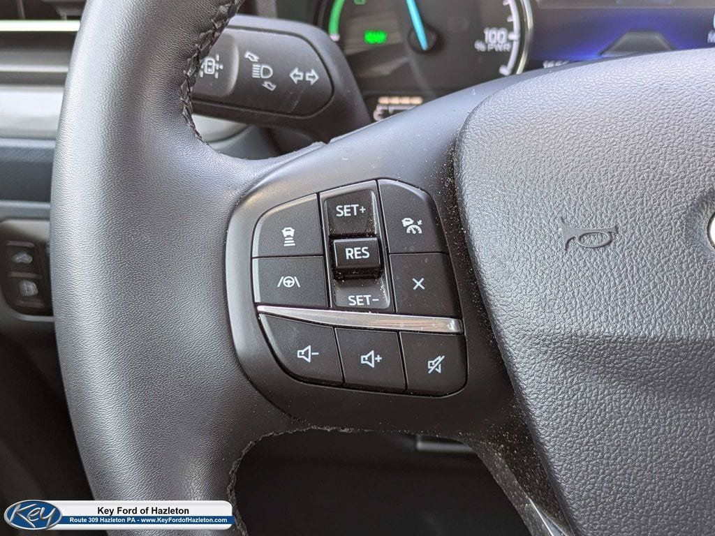 Used 2024 Ford Maverick Lariat w/ Black Appearance Package FWD image 26