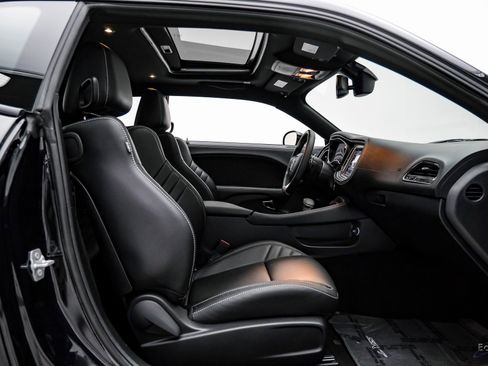 Used 2022 Dodge Challenger SRT Super Stock RWD image 42