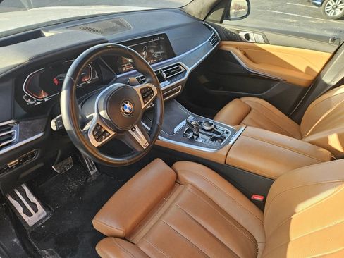 Used 2022 BMW X7 xDrive40i w/ M Sport Package image 5