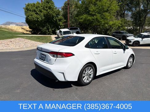 Used 2024 Toyota Corolla LE w/ LE Premium Package FWD image 3