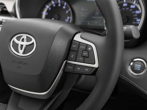 Used 2023 Toyota Highlander Platinum AWD/4WD image 47