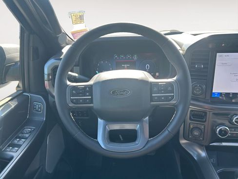 Used 2025 Ford F150 Lariat AWD/4WD image 13