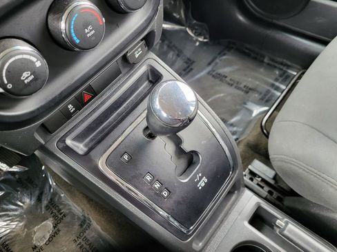 Used 2016 Jeep Patriot Sport w/ Power Value Group image 9