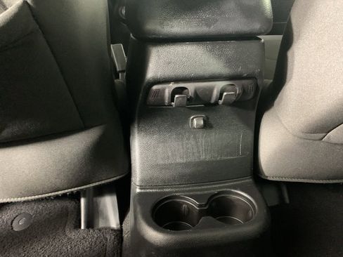 Used 2017 Jeep Wrangler Unlimited Sport w/ Connectivity Group image 30