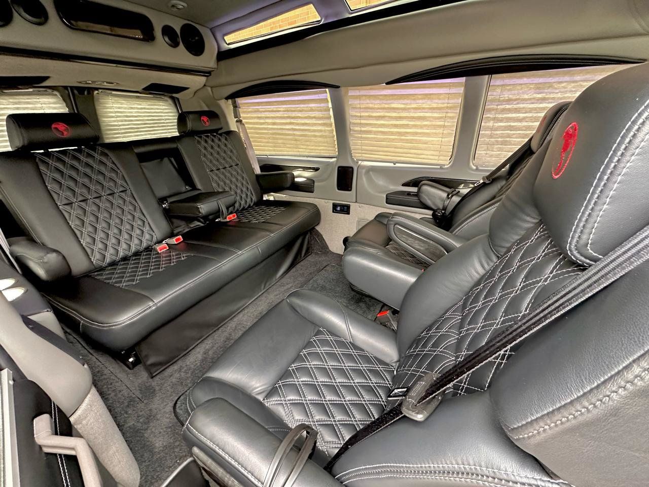 Used 2023 GMC Savana 2500 RWD image 81
