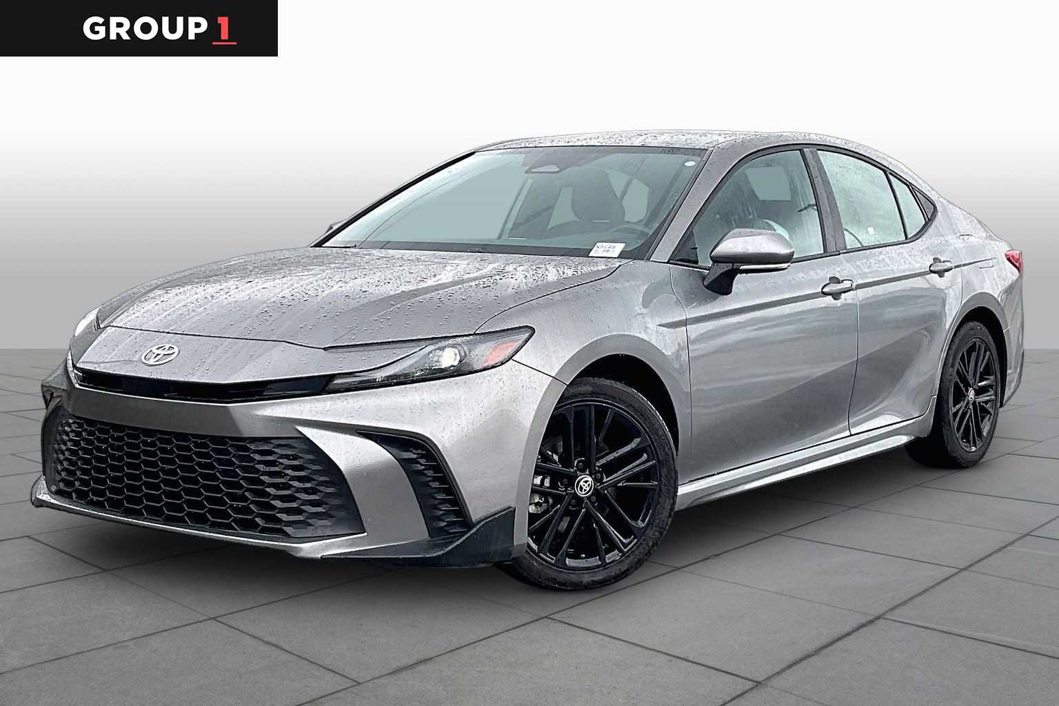 Used 2025 Toyota Camry SE w/ Convenience Package AWD/4WD image 1