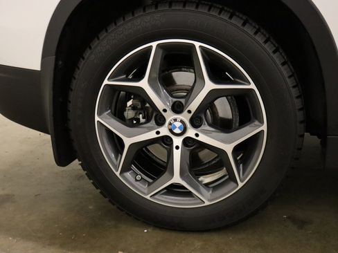 Used 2019 BMW X1 xDrive28i AWD/4WD image 17