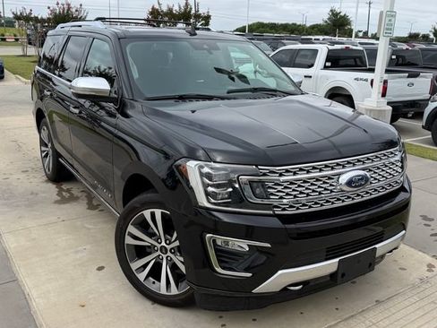 Used 2021 Ford Expedition Platinum AWD/4WD image 3