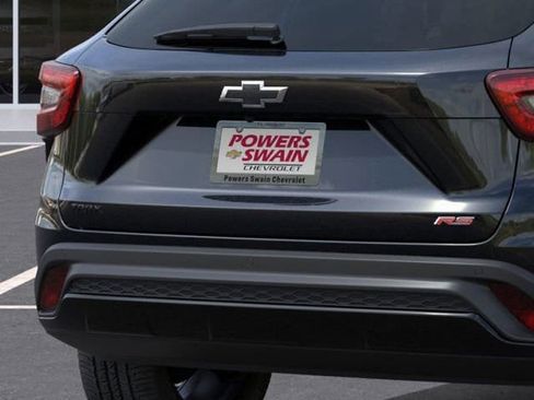 New 2026 Chevrolet Trax RS w/ Sunroof Package image 14