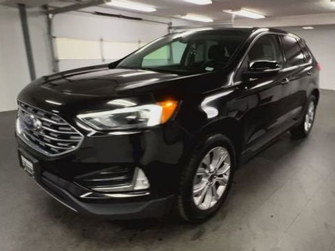 Used 2024 Ford Edge Titanium image 4