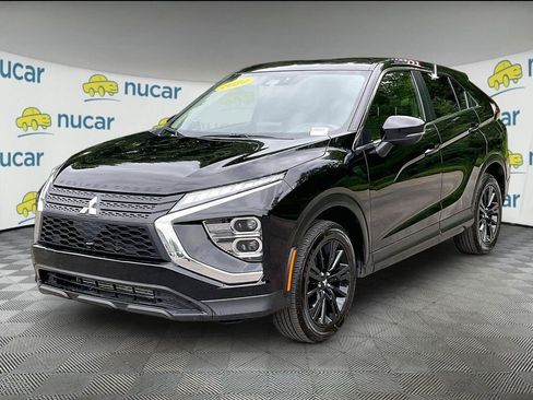 Used 2024 Mitsubishi Eclipse Cross LE AWD/4WD image 3