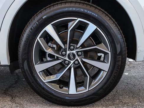 Used 2023 Audi Q5 2.0T Premium Plus image 11