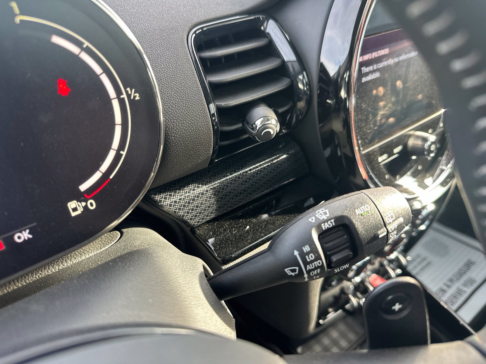 Used 2023 MINI Cooper Clubman S w/ Premium Package FWD image 57