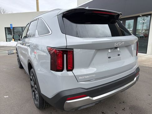 New 2026 Kia Sorento EX AWD/4WD image 8