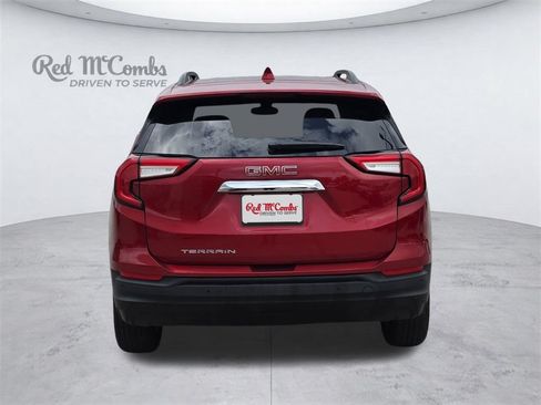 Used 2023 GMC Terrain SLE w/ Driver Convenience Package FWD image 5