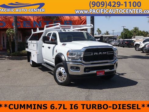 Used 2022 RAM 5500 Tradesman w/ Chrome Appearance Group RWD image 1