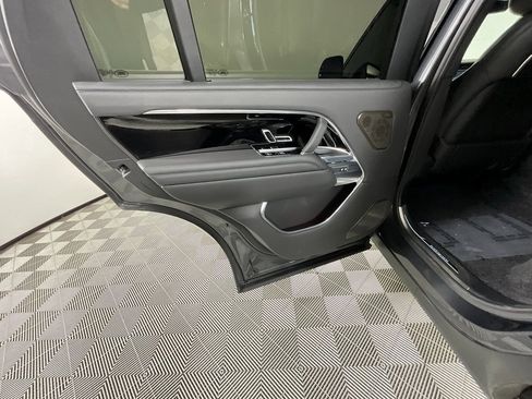 Certified 2024 Land Rover Range Rover Long Wheelbase Autobiography image 25