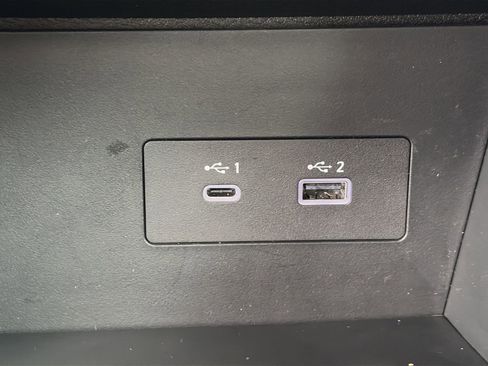 Certified 2025 Nissan Pathfinder S image 18