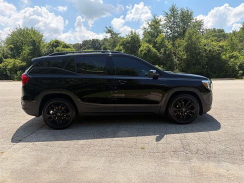 Used 2020 GMC Terrain SLE w/ Driver Convenience Package FWD image 6