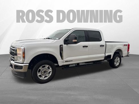 Used 2025 Ford F250 XLT w/ FX4 Off-Road Package AWD/4WD image 2