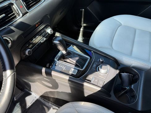 Used 2021 MAZDA CX-5 Touring w/ Touring Preferred SV Package image 13