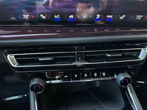 New 2026 Chevrolet Traverse Z71 image 24