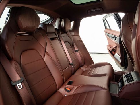 New 2026 Porsche Panamera 4 AWD/4WD image 24