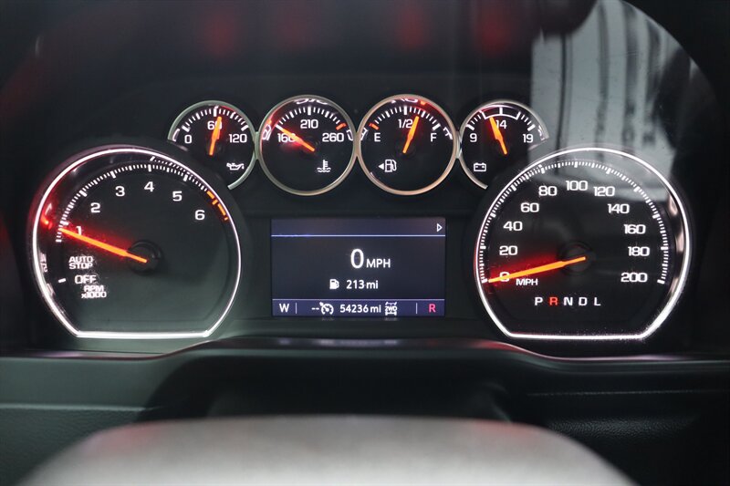 Used 2020 Chevrolet Silverado 1500 LT Trail Boss w/ Convenience Package AWD/4WD image 8