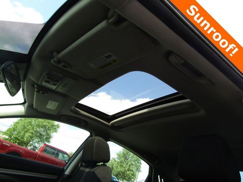Used 2021 Honda Civic EX image 7