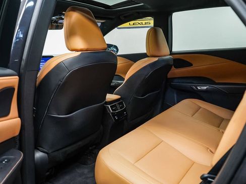 Used 2025 Lexus RX 350 FWD image 19
