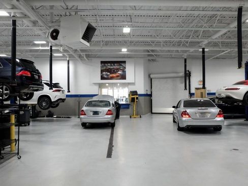 Certified 2026 Mercedes-Benz GLB 250 4MATIC image 34