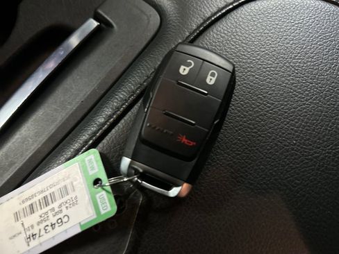 Used 2024 RAM 2500 Big Horn w/ Bed Utility Group image 22