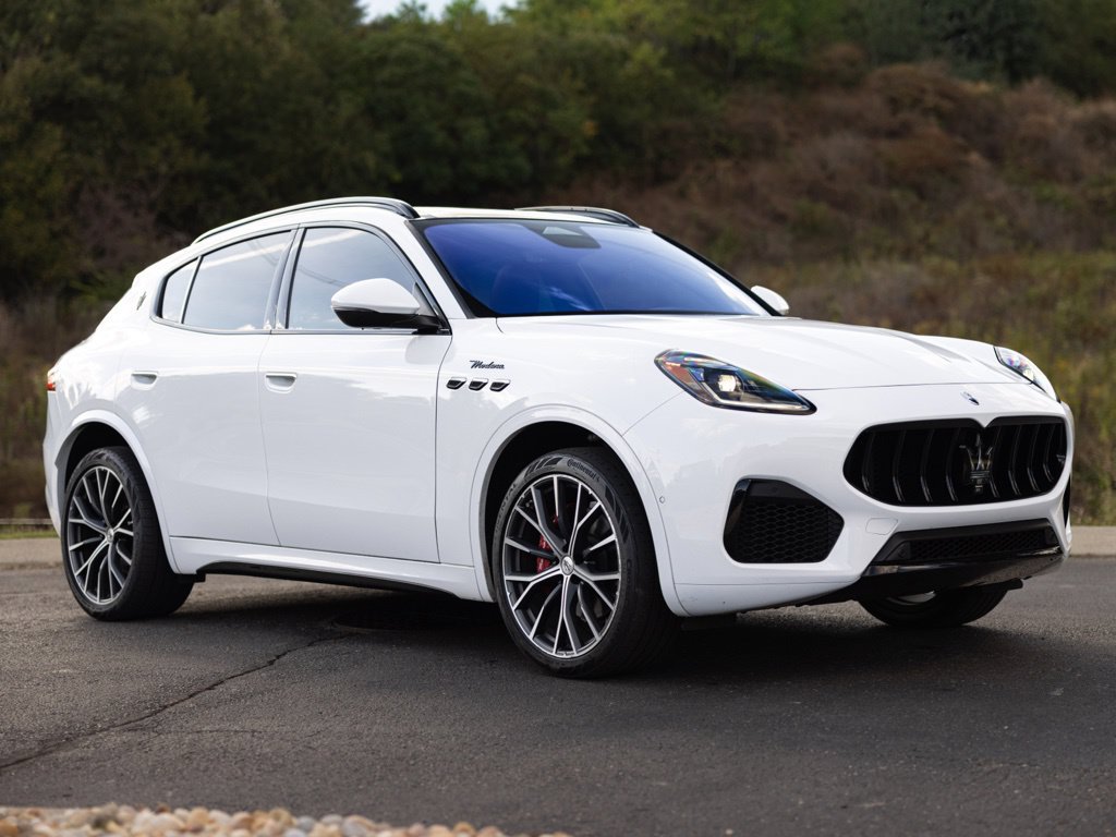 Used 2023 Maserati Grecale Modena AWD/4WD image 9