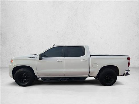 Used 2023 Chevrolet Silverado 1500 RST w/ Z71 Off-Road Package AWD/4WD image 9