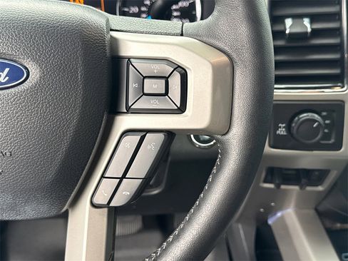 Used 2019 Ford F350 Lariat image 27