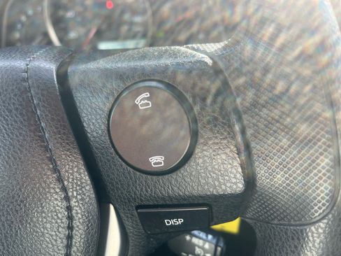 Used 2013 Toyota RAV4 XLE image 24