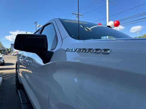 Used 2023 Chevrolet Silverado 1500 RST AWD/4WD image 27