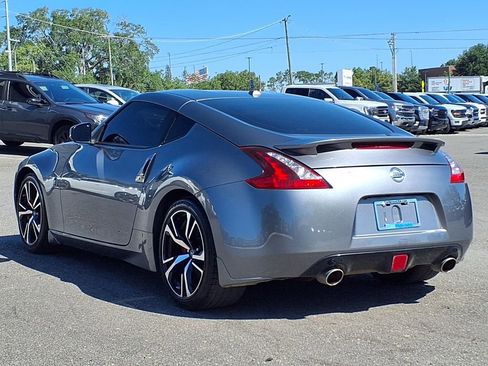 Used 2019 Nissan 370Z Touring Sport RWD image 5